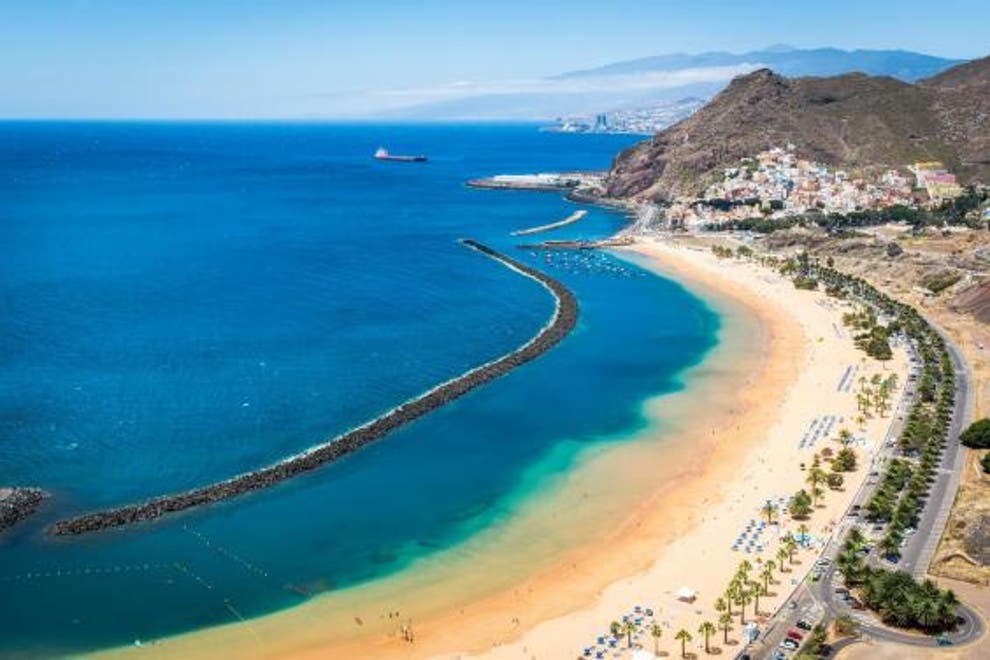 Coronavirus: Irish tourists ‘booking dental appointments in Tenerife’ to get around travel ban